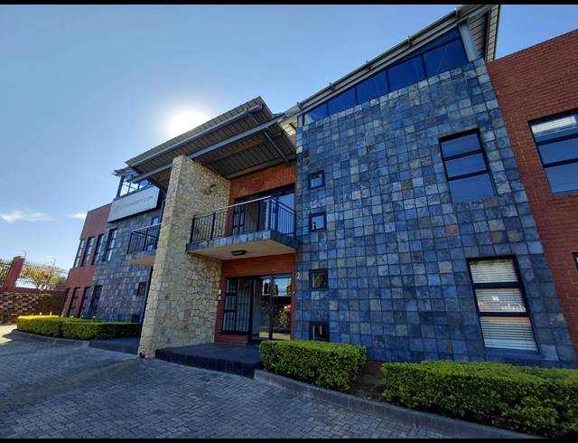 277M² OFFICE TO LET IN CARLSWALD
